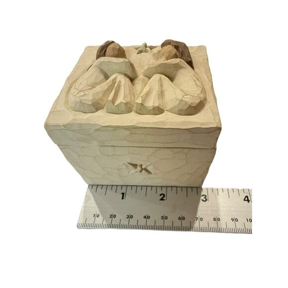 Willow Tree Friendship Trinket Jewelry Box with Inscription - Picture 4 of 5